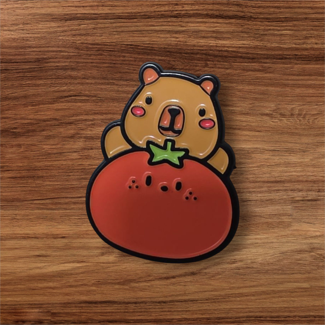 Capibara con su tomate